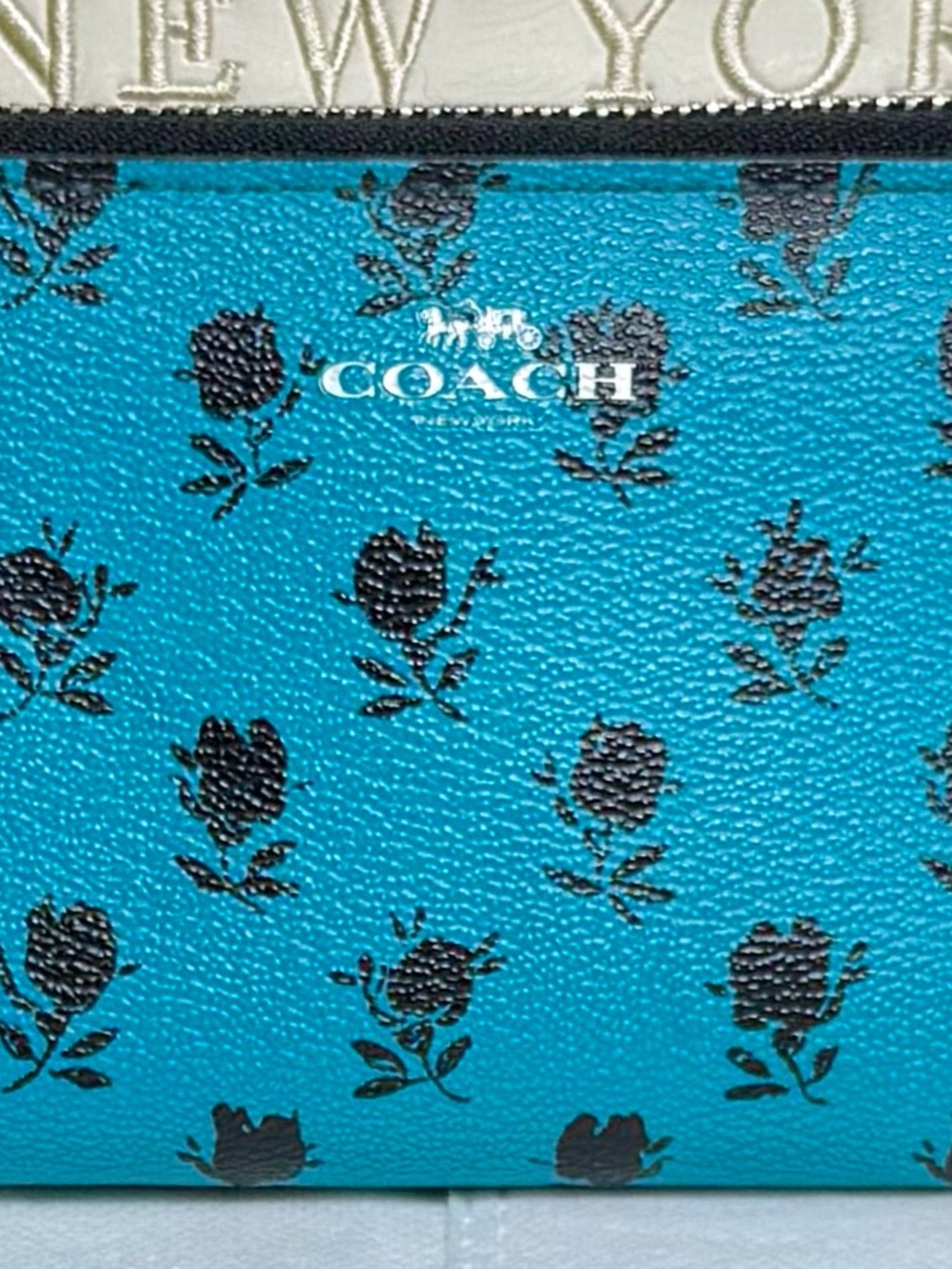 Coach Badlands Beauty and The Beast Zip-Around Wallet with Black Rose Motif EUC - Picture 3 of 12